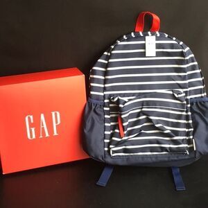 New Gap bag pack